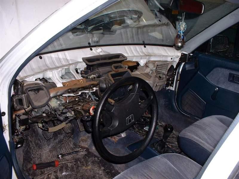 Toms 1991 4 doorr civic project 030.jpg